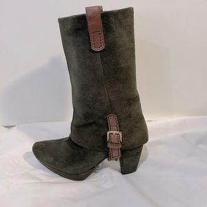Earthies suede Hunter green boots